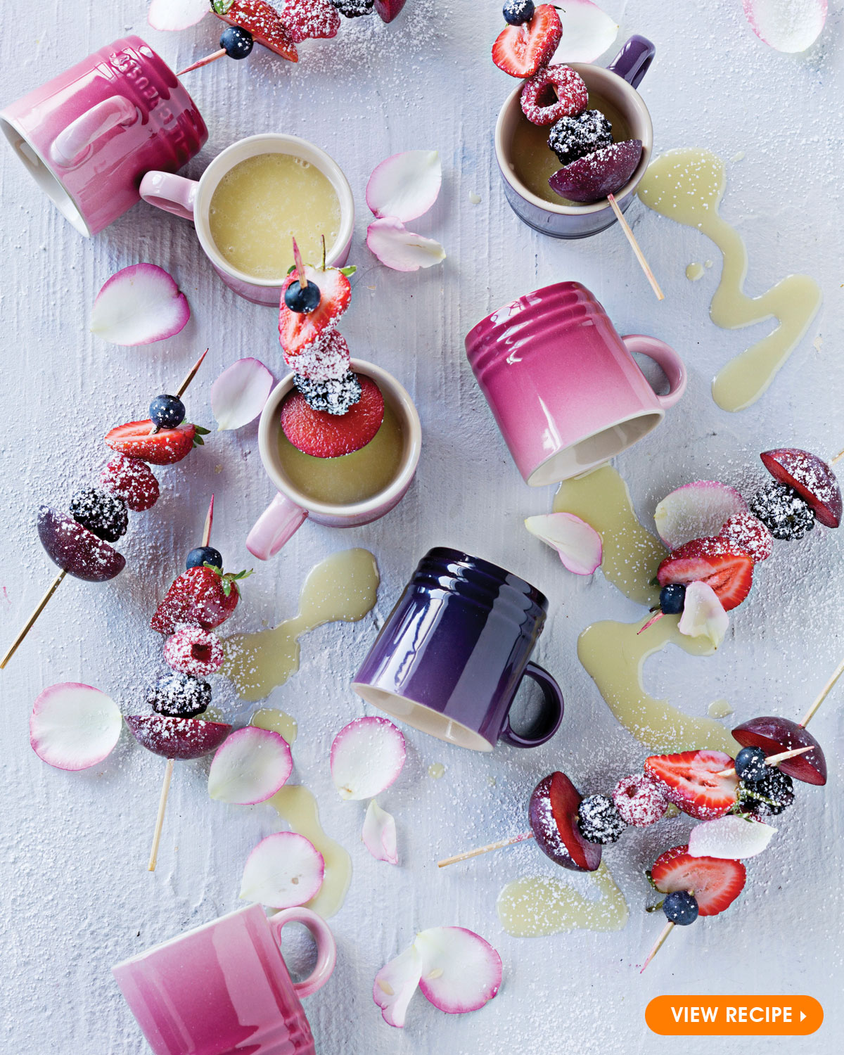 Fruit-Skewers-with-White-Chocolate-Ganache-Pots