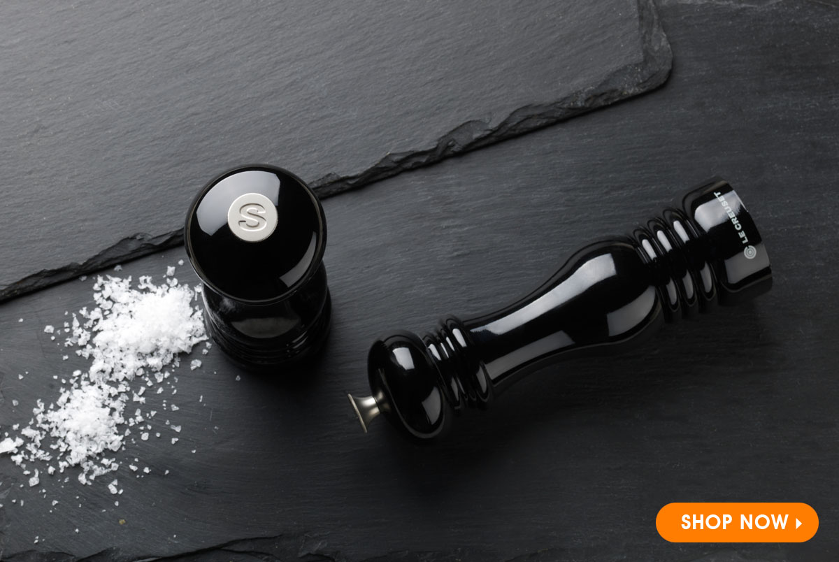 Salt and Pepper Mills in Black