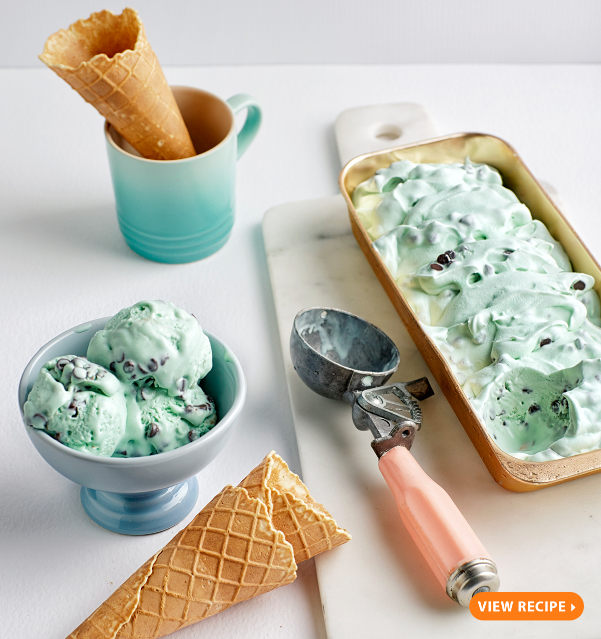 Le Creuset | Scoop up Some Fun: 5 Ways with Ice Cream!