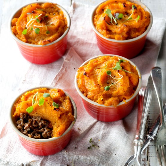 Beef and Ostrich Mince Cottage Pie with Sweet Potato Mash | Le Creuset ...